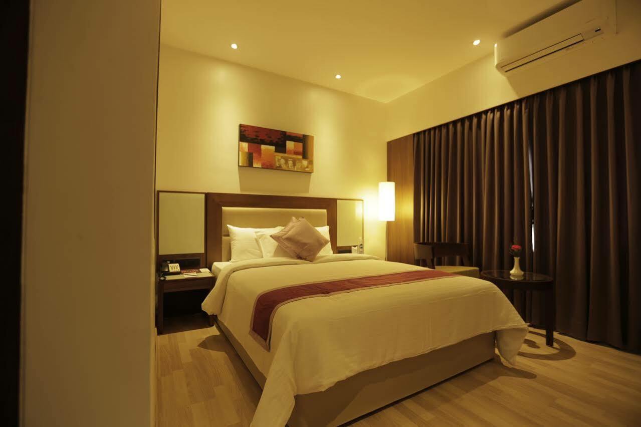 Park Connect Hotel Kochi Exterior foto